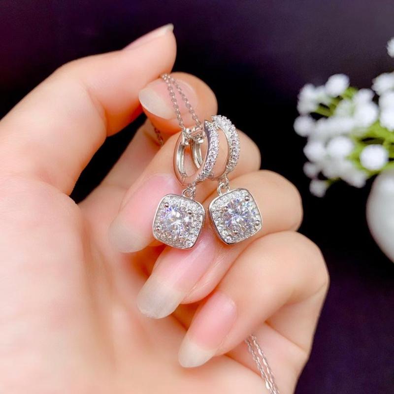 Stud Moissanite Earrings Diamond Women's 925 Sterling Silver Carry Certificate Sale And Clearance SaleStud
Stud Moissanite Earrings Diamond Women's 925 Sterling Silver Carry Certificate Sale And Clearance SaleStud