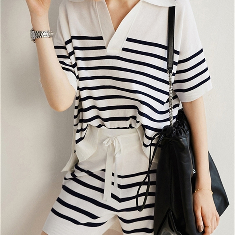 Black And White Stripe Knit Two Piece Sets Outfits Jogger Summer Tops Shorts Casual Drawstring Knitted Tracksuit Set 220419, White-tops
Black And White Stripe Knit Two Piece Sets Outfits Jogger Summer Tops Shorts Casual Drawstring Knitted Tracksuit Set 220419, White-tops