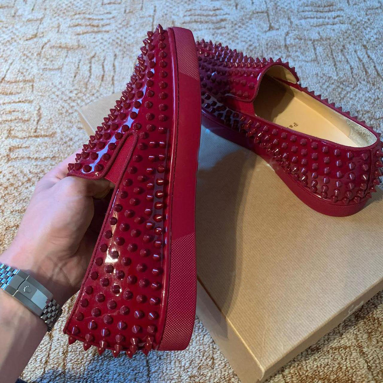 Luxury Men casual shoes red bottoms spiked sneaker Roller Boat pik outdoor walking brands trainer reds soles 35-47 box
Luxury Men casual shoes red bottoms spiked sneaker Roller Boat pik outdoor walking brands trainer reds soles 35-47 box