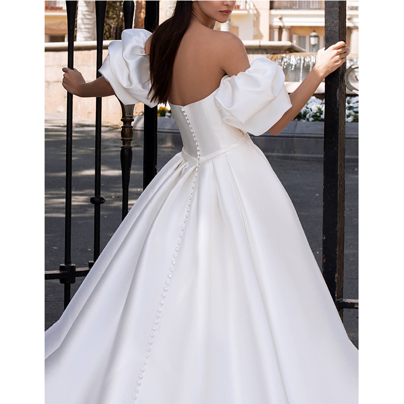 Satin Off the Shoulder Wedding Dress Grand Party dress with a heart collar Bridal Gowns
