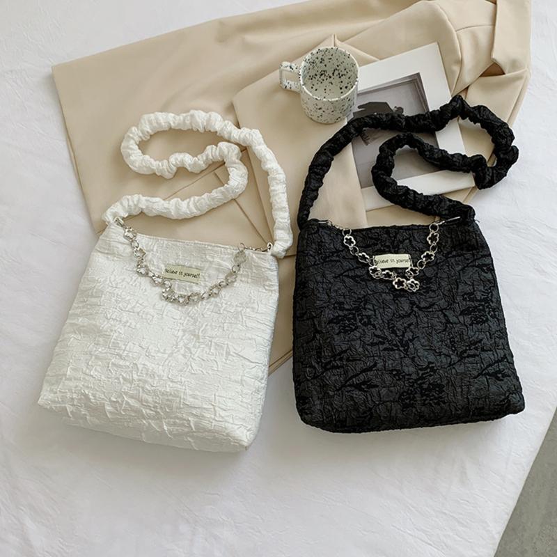 Evening Bags Fashion Women Pleated Flower Shoulder Crossbody Messenger Bag Casual Ladies Chain Small Purse Handbags 2022, Black
Evening Bags Fashion Women Pleated Flower Shoulder Crossbody Messenger Bag Casual Ladies Chain Small Purse Handbags 2022, Black