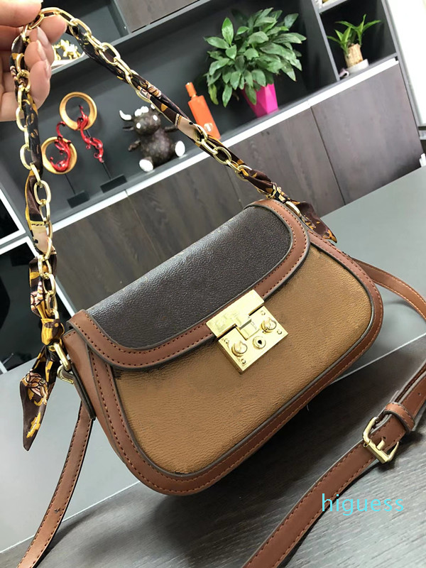 Lady Shoulder Bags Designer Handbag Women Tote Handbags Fashion Crossbody Bag PU Leather Purse Three Colors Letter Printed with Scarf Beauty, C1(with lletter flower vhome)
Lady Shoulder Bags Designer Handbag Women Tote Handbags Fashion Crossbody Bag PU Leather Purse Three Colors Letter Printed with Scarf Beauty, C1(with lletter flower vhome)