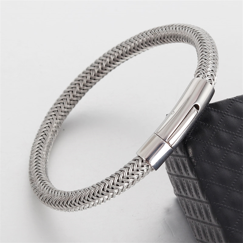 Mens Bracelets Genuine Leather Bracelets With Stainless Steel Wire Cable C Clasps Cuff Bangles For Male Female Bracelets 220716
Mens Bracelets Genuine Leather Bracelets With Stainless Steel Wire Cable C Clasps Cuff Bangles For Male Female Bracelets 220716