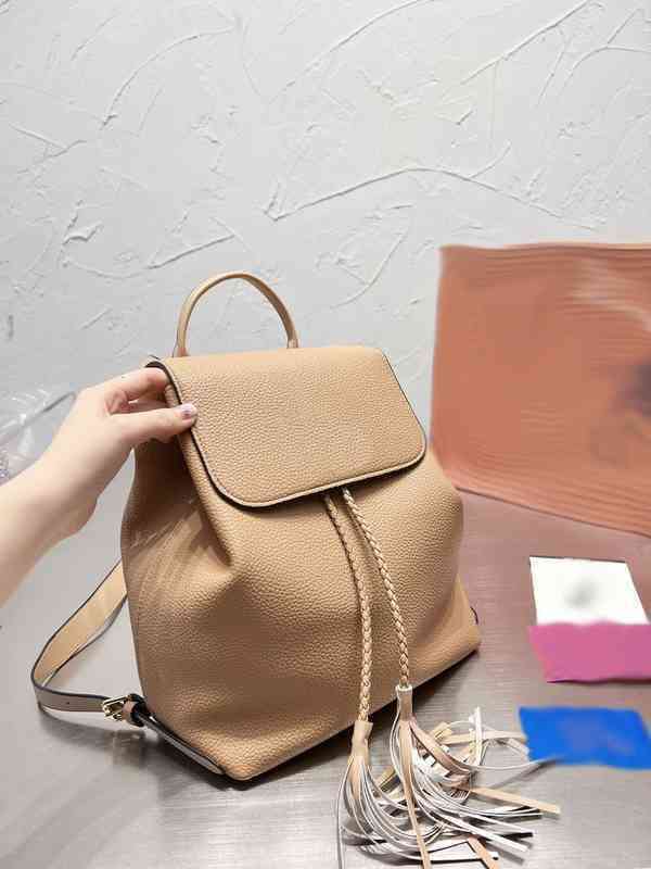 Evening bag Backpack Brand Designer Shoulder Clutch Strap Fashion Single Tassel Commuter Wallet for Women 220531, Khaki
Evening bag Backpack Brand Designer Shoulder Clutch Strap Fashion Single Tassel Commuter Wallet for Women 220531, Khaki