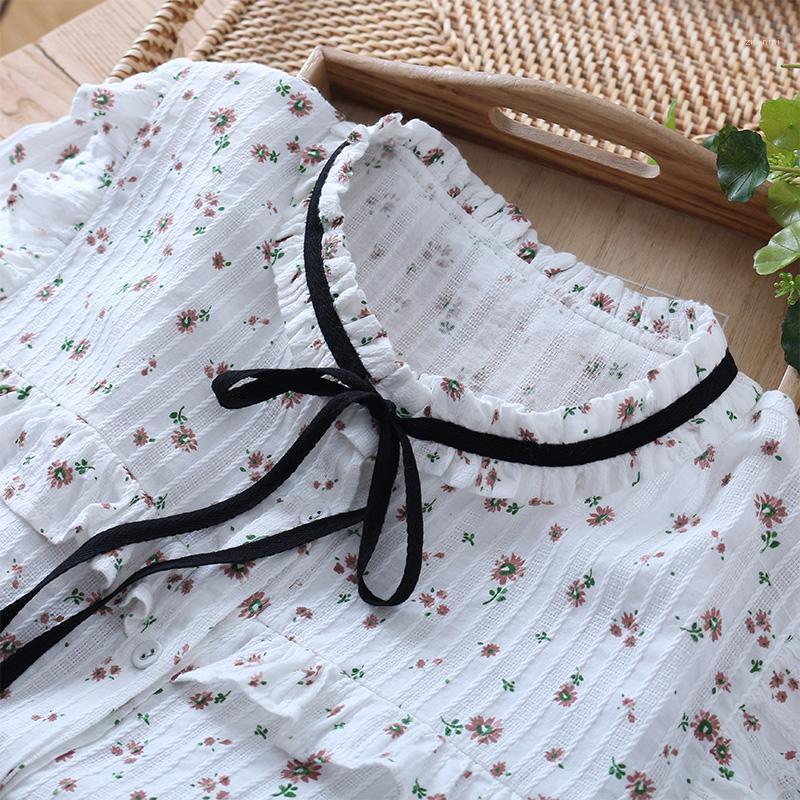 Lamtrip Unique Rustic Romantic Flowers Print Ruffles Kawaii Bow Tie Shirt Blouse 2022 Women's Blouses & Shirts, Beige
Lamtrip Unique Rustic Romantic Flowers Print Ruffles Kawaii Bow Tie Shirt Blouse 2022 Women's Blouses & Shirts, Beige