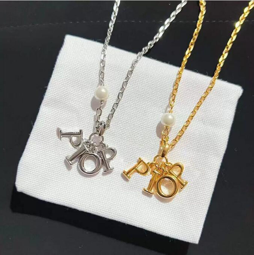 Fashion Letter Pendant Necklace Necklace Women Gold Silver Designer Necklaces Chain Lady Bride Party Wedding Lovers Gift Jewelry With Box
Fashion Letter Pendant Necklace Necklace Women Gold Silver Designer Necklaces Chain Lady Bride Party Wedding Lovers Gift Jewelry With Box