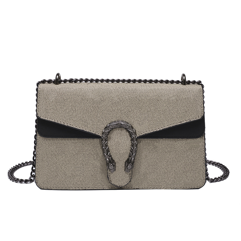 Classical Designer Crossbody Bag for Women Cover Flap Chain Bags in 2 Sizes 5 Colors Ladies Fashion Cross Body Purse Female Bolsa Accessories G231, Big black
Classical Designer Crossbody Bag for Women Cover Flap Chain Bags in 2 Sizes 5 Colors Ladies Fashion Cross Body Purse Female Bolsa Accessories G231, Big black