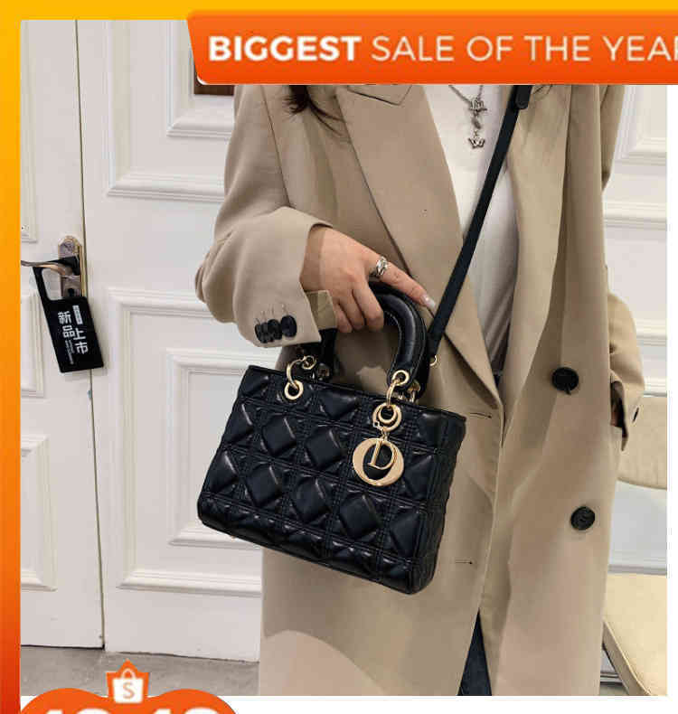 Evening Bag Senior New Female 2022 Net Red Diana Classic Messenger Large Capacity Shoulder Korean Handbag
Evening Bag Senior New Female 2022 Net Red Diana Classic Messenger Large Capacity Shoulder Korean Handbag