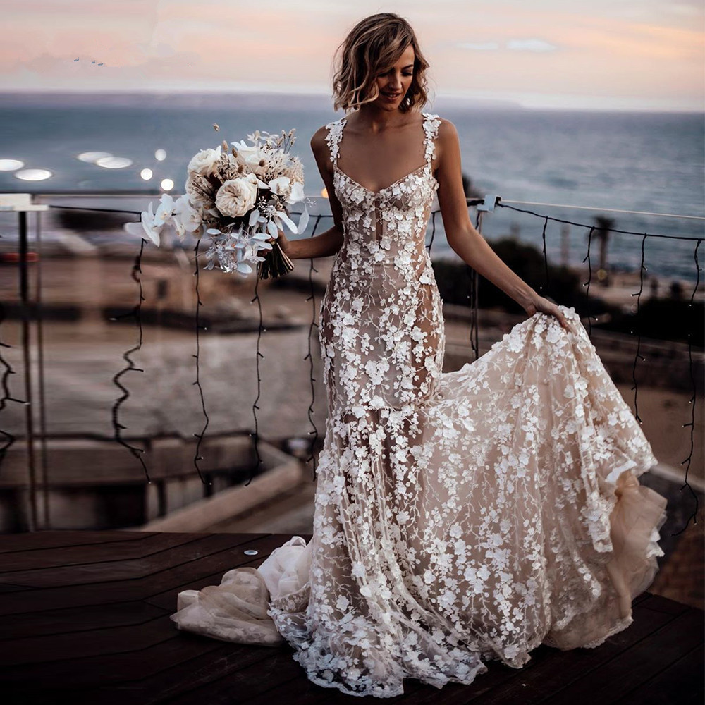 2022 Beach Mermaid Wedding Dresses Sexy Nude Lining Floral Lace Applique Country Bohemian Sweetheart Bridal Gown vestido novia berta