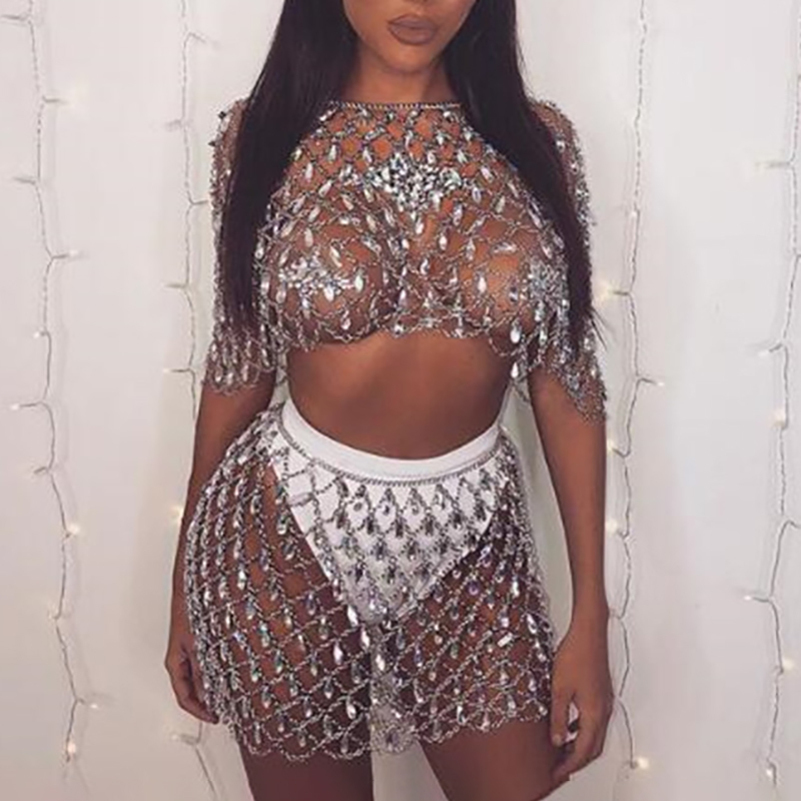 summer Sexy night club Crystal Sequins Tank Top Handmade Metal Hollow Out Rave Festival Clothes Party Top Y200326
summer Sexy night club Crystal Sequins Tank Top Handmade Metal Hollow Out Rave Festival Clothes Party Top Y200326