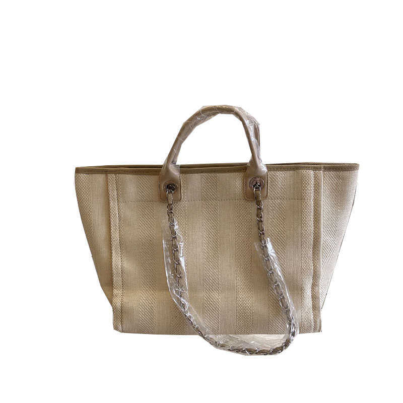 Classic Style Canvas Beach Shopping Bag Womens Luxury Designer Deauville Chain Totes Double Shoulder Large Capacity Party Girls Cartable, C bags 30c blue
Classic Style Canvas Beach Shopping Bag Womens Luxury Designer Deauville Chain Totes Double Shoulder Large Capacity Party Girls Cartable, C bags 30c blue
