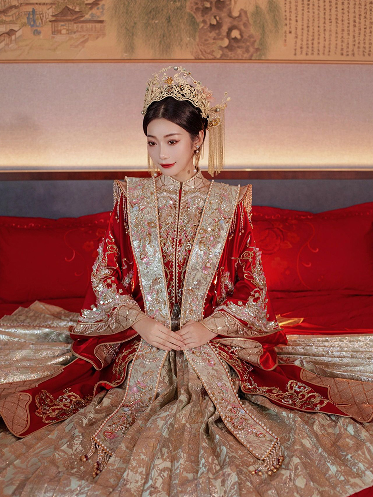Vintage Ethnic Clothing Royal Bride Ancient China Ming Dynasty Hanfu Costume High-End Princess Wedding Dress Summer Imperial Wedding Ceremony Apparel