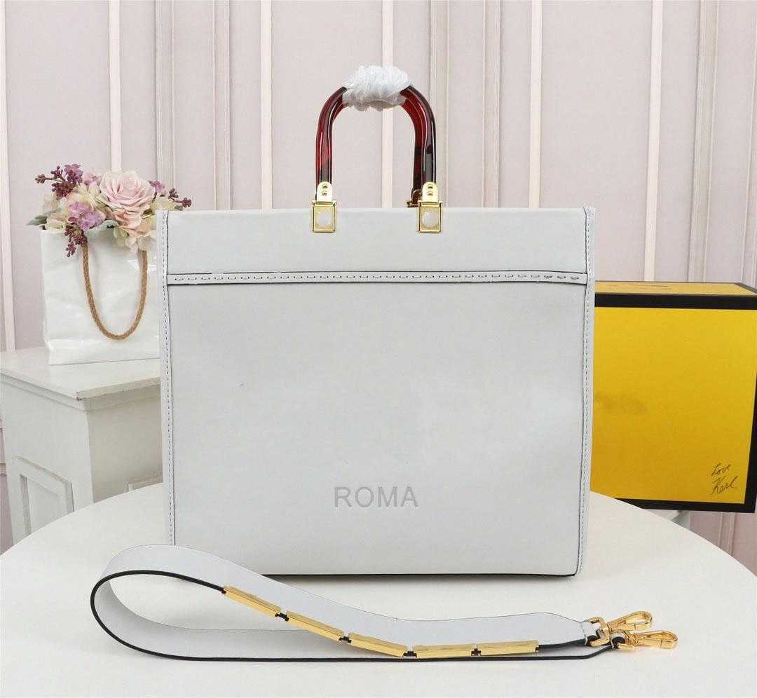 tote bag Wholesale designers Luxurys Designer handbags Leather crossbody shoulder bags large capacity handbag Metal letter strap Rome
tote bag Wholesale designers Luxurys Designer handbags Leather crossbody shoulder bags large capacity handbag Metal letter strap Rome