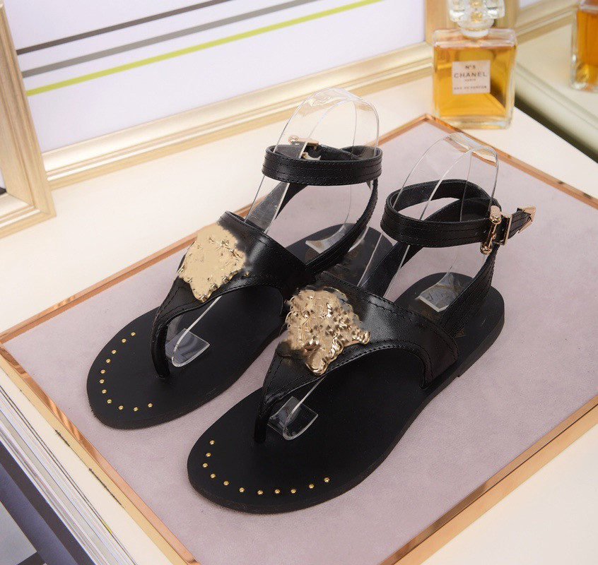 Fashion Slippers Men Women Slides Stripe Slide Rubber Black Web Sandals Interlocking Leather Matelasse Red Mens Slipper Shoes 0520, 20
Fashion Slippers Men Women Slides Stripe Slide Rubber Black Web Sandals Interlocking Leather Matelasse Red Mens Slipper Shoes 0520, 20