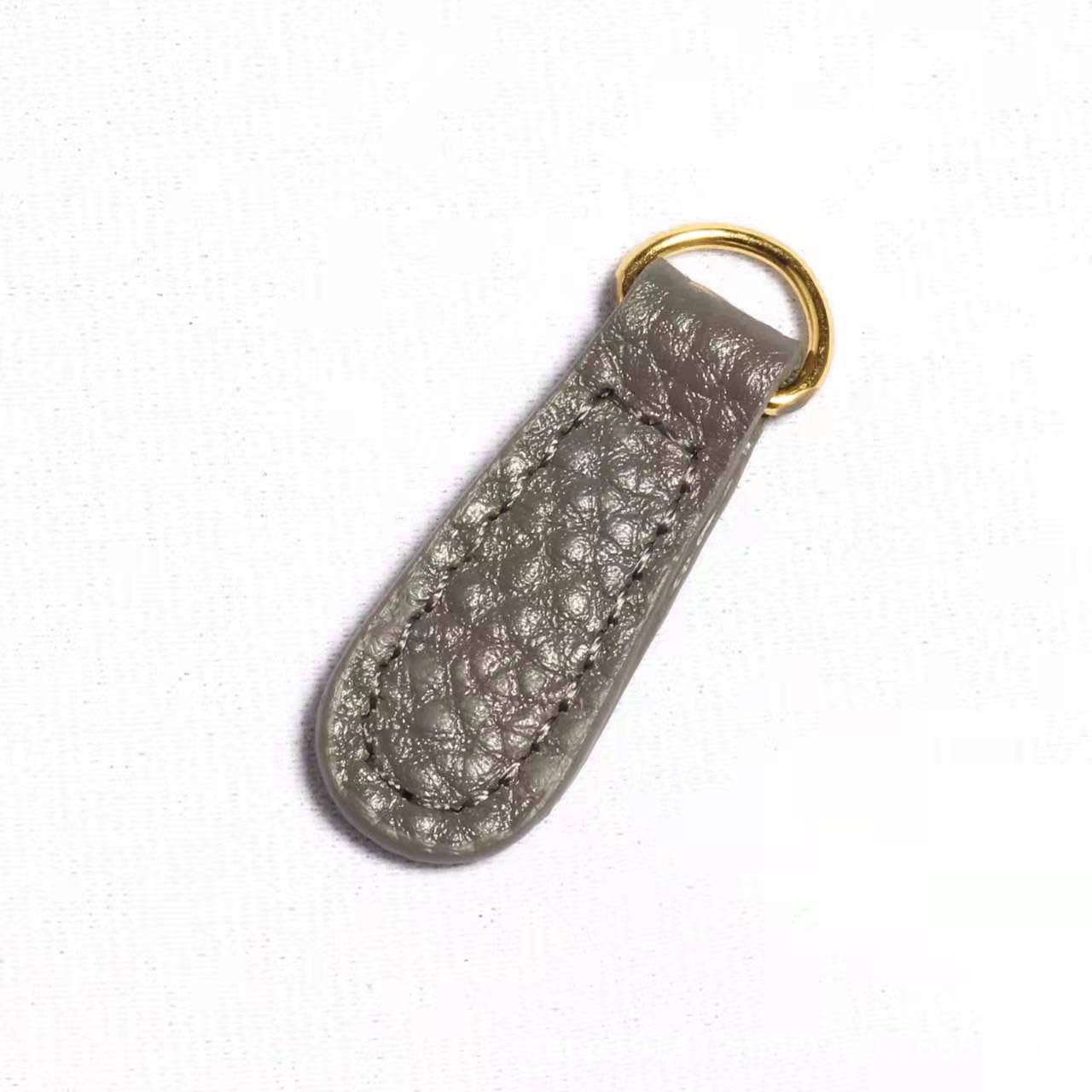 005 Fashion brand bags designer Key Chain Gift men's and women's souvenir car bag accessory box250
005 Fashion brand bags designer Key Chain Gift men's and women's souvenir car bag accessory box250