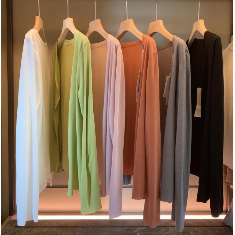 Women' Knits & Tees Solid V-Neck Women Cardigan Knitted Sweater Single Breasted Loose Sexy Top 2022 Autumn Fashion Crop TopWomen, Black
Women' Knits & Tees Solid V-Neck Women Cardigan Knitted Sweater Single Breasted Loose Sexy Top 2022 Autumn Fashion Crop TopWomen, Black