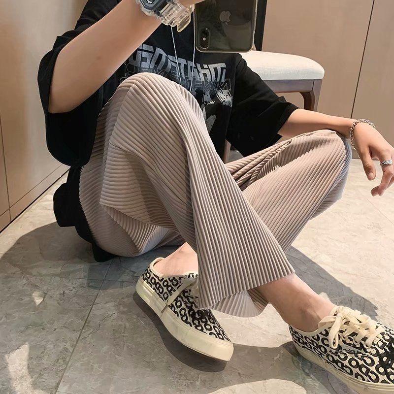 Men' Pants Summer Pleated Men Fashion Casual Wide-leg Mens Japanese Streetwear Loose Hip-hop Straight Ice Silk -3XLMen, Black
Men' Pants Summer Pleated Men Fashion Casual Wide-leg Mens Japanese Streetwear Loose Hip-hop Straight Ice Silk -3XLMen, Black