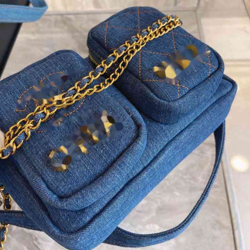 Brand design woman's Letter Quilted shoulder Chain CC bag lambskin handbag vintage messenger bags caviar Leather le boy 2.55 Flap Bag 140, Deep denim
Brand design woman's Letter Quilted shoulder Chain CC bag lambskin handbag vintage messenger bags caviar Leather le boy 2.55 Flap Bag 140, Deep denim