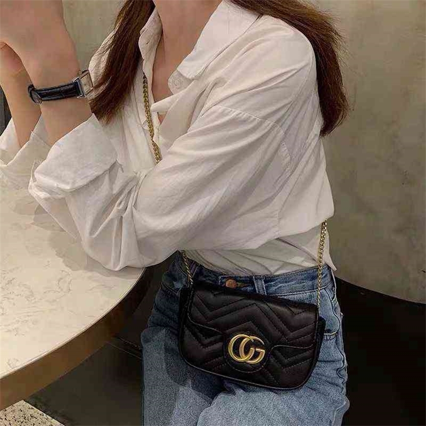 Cheap Handbags Online 50% Off wholesale fashion Lingge black ins net Red Cross Mini Bag, Black trumpet
Cheap Handbags Online 50% Off wholesale fashion Lingge black ins net Red Cross Mini Bag, Black trumpet