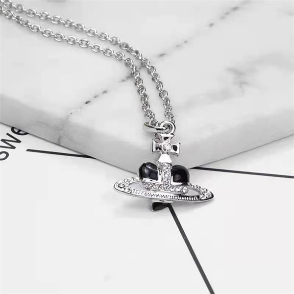 European and American fashion Pendant Necklaces multicolor drip oil small love Saturn planet element clavicle chain female AB633
European and American fashion Pendant Necklaces multicolor drip oil small love Saturn planet element clavicle chain female AB633