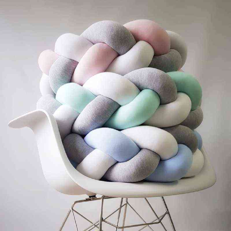 1M/2M/3M Baby Bed Bumper Infant Cradle Pillow Cushion Braid Knot Bumper Crib Bumper Protector Room Decor Tour De Lit Bebe Tresse AA220326