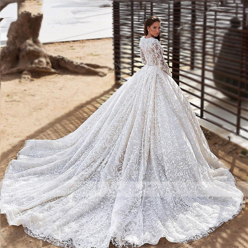 Princess Ball Gown Wedding Dresses Long Sleeves V Neck 3D wer Sequins Appliques Beads Lace Ruffles or Length Bridal Gowns Plus Size robes de soiree
