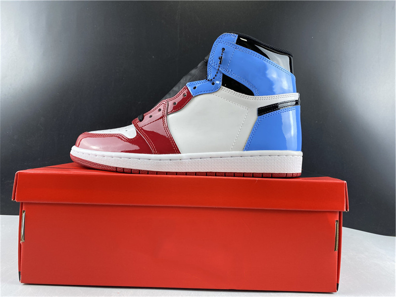 Shoes Mens 1 I Fearless Basketball Jumpman 1s Blue Red Black Designer Sports Sneakers Ship With Size EU40-47.5
Shoes Mens 1 I Fearless Basketball Jumpman 1s Blue Red Black Designer Sports Sneakers Ship With Size EU40-47.5