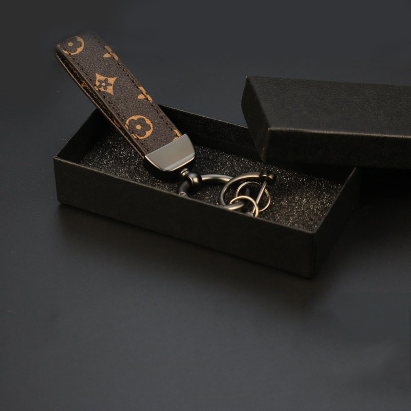 Car Keychain Favor Flower Bag Purse Pendant Brown Black Keyring Men Gift Fashion PU Leather Key Chain Mens Accessories 
Car Keychain Favor Flower Bag Purse Pendant Brown Black Keyring Men Gift Fashion PU Leather Key Chain Mens Accessories