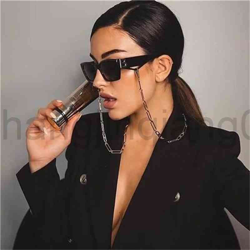 Designer Rays Millionaires Ditas Letter B Sunglasses Cycle Luxurious Fashion Woman Mens Street Shot Female Retro Personality Square Frame Sunglasses
Designer Rays Millionaires Ditas Letter B Sunglasses Cycle Luxurious Fashion Woman Mens Street Shot Female Retro Personality Square Frame Sunglasses