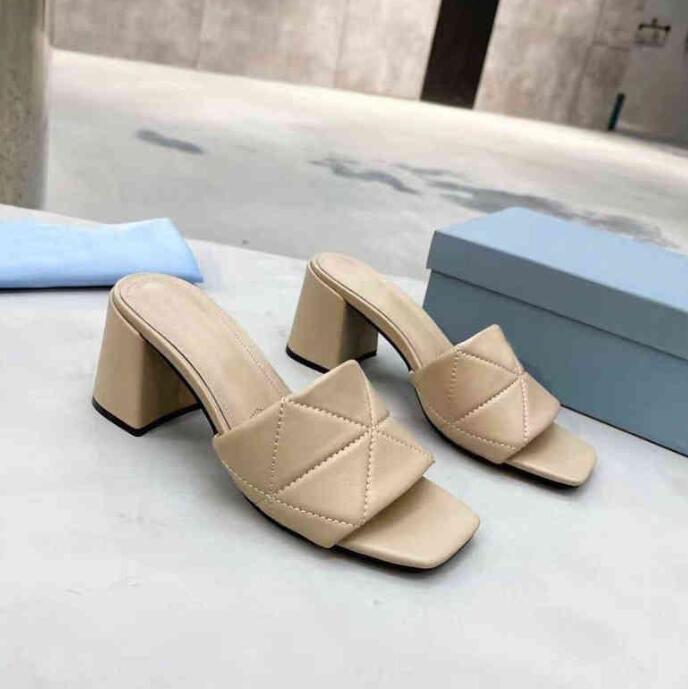 Designers shoes for Women Slippers Sandals flats heeled Fashion Triangle Flat Slides Flip Flops Summer Genuine Leather Outdoor Loafers Bath Shoes with Box, 16
Designers shoes for Women Slippers Sandals flats heeled Fashion Triangle Flat Slides Flip Flops Summer Genuine Leather Outdoor Loafers Bath Shoes with Box, 16