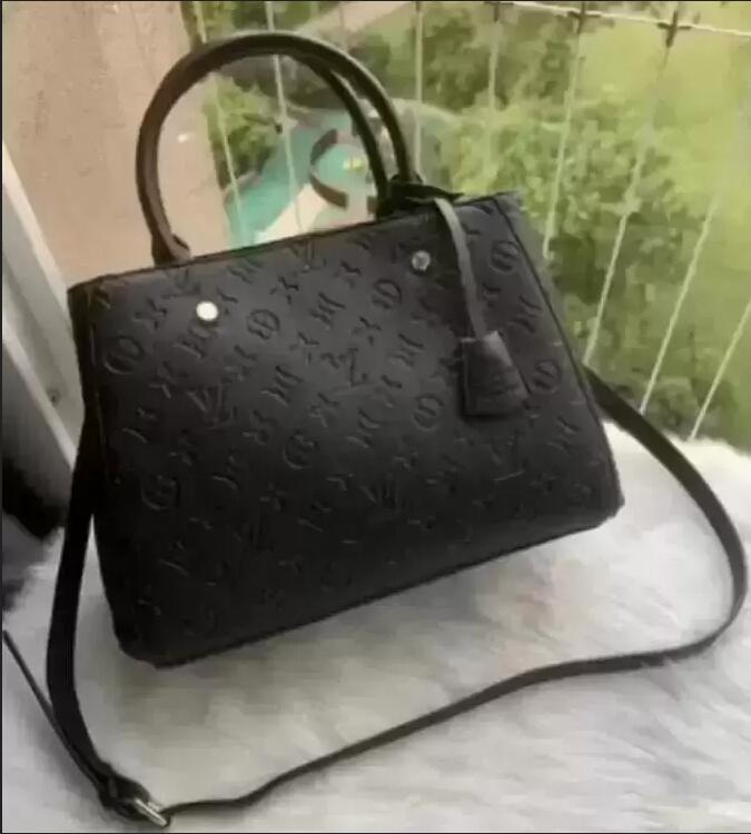 Designers Handbags Purses High Quality Shoulder Bag Fashion Women Tote Brand Letter Embossing Genuine Leather crossbody Luxury Evening Bags Backpacks
Designers Handbags Purses High Quality Shoulder Bag Fashion Women Tote Brand Letter Embossing Genuine Leather crossbody Luxury Evening Bags Backpacks