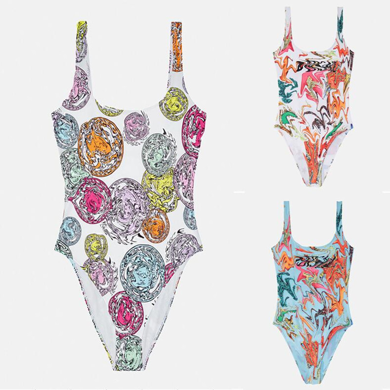 Autumn and winter new women's high-quality brand sexy fashion printing one-piece swimsuit, Black
Autumn and winter new women's high-quality brand sexy fashion printing one-piece swimsuit, Black
