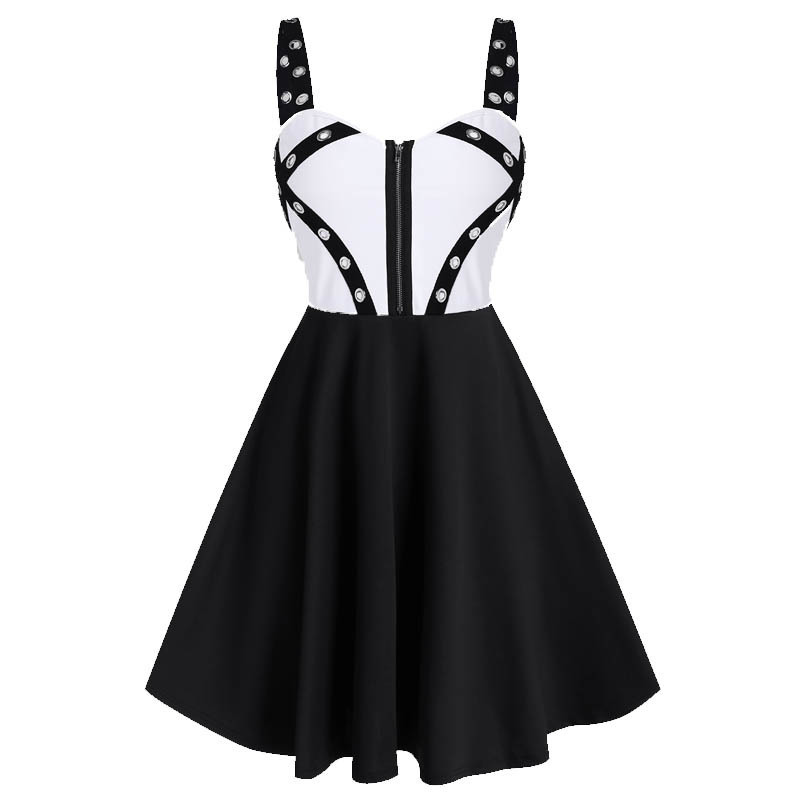 Plus Size Front Zipper Lace Up Grommet Tank Top Goth Black Camis Vintage Bandage Tops Women Sexy Basic Camisole L-5XL 220316