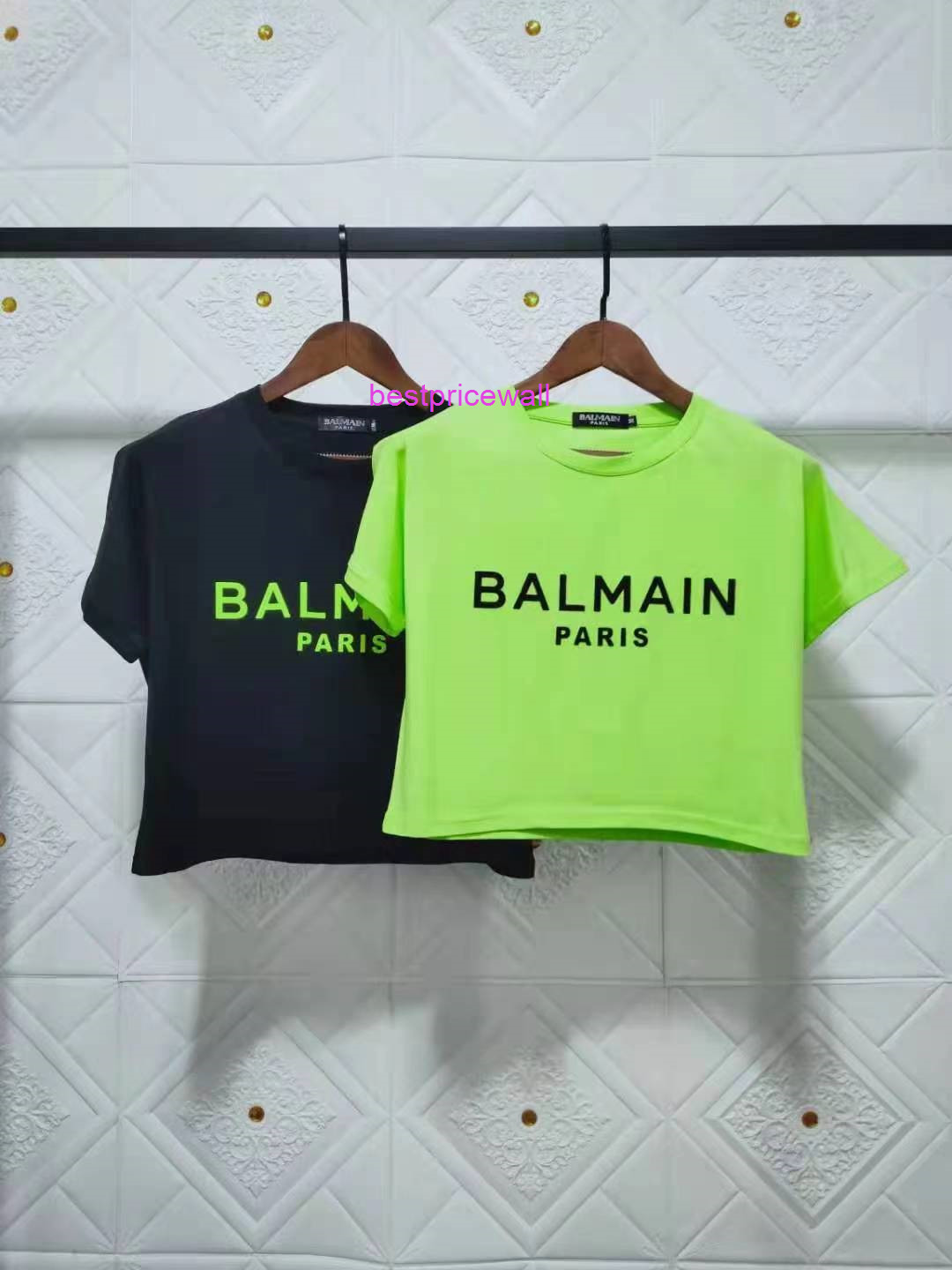 designer balman mens t shirts 2022 summer new flocking letter short top round neck loose and versatile sleeve T-shirt women, Black bold green velvet
designer balman mens t shirts 2022 summer new flocking letter short top round neck loose and versatile sleeve T-shirt women, Black bold green velvet