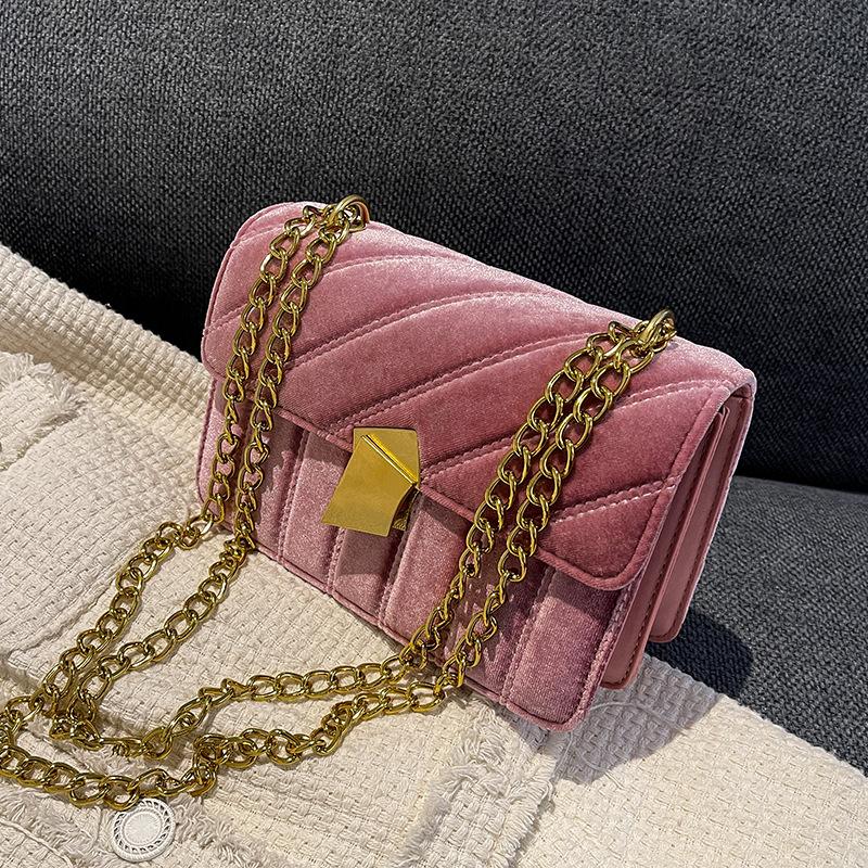 Evening Bags Vintage Velvet Leather Small Crossbody Shoulder For Women 2022 Winter Luxury Fashion Designer Tote Purses And Handbags, Black
Evening Bags Vintage Velvet Leather Small Crossbody Shoulder For Women 2022 Winter Luxury Fashion Designer Tote Purses And Handbags, Black