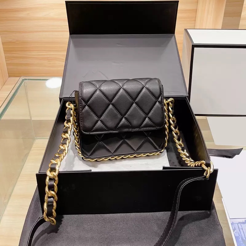 Womens Classic Flap Square Bags Matelasse Chain Cross Body Shoulder Clutch Mini Cosmetic Purse Quilted Luxury Designer Tiny/Mini Vanity Handbags 18CM/14CM AK, Extra freight
Womens Classic Flap Square Bags Matelasse Chain Cross Body Shoulder Clutch Mini Cosmetic Purse Quilted Luxury Designer Tiny/Mini Vanity Handbags 18CM/14CM AK, Extra freight