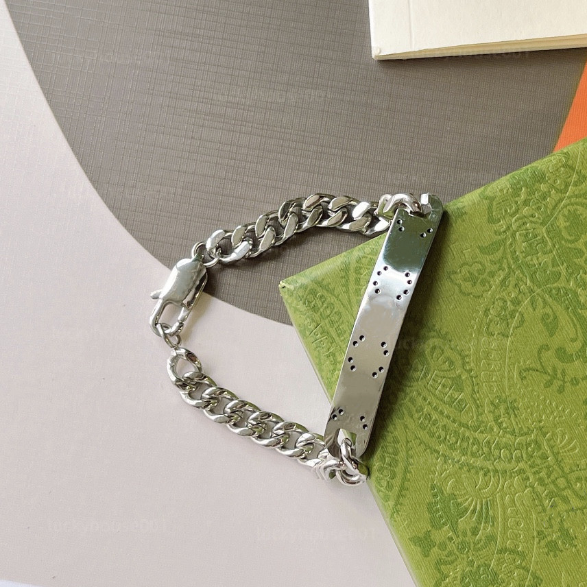 Brand new fashion charm Bangle men and women luxury stainless steel chain exquisite jewelry neutral rapper high quality hip hop Bracelets Party Gift top quality
Brand new fashion charm Bangle men and women luxury stainless steel chain exquisite jewelry neutral rapper high quality hip hop Bracelets Party Gift top quality