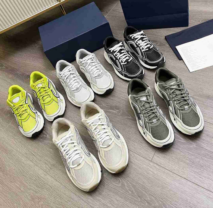 B30 Designer Sneakers Vintage Chunky Casual Shoes Oblique Runner Trainers Calfskin Mesh Grey Shoe
B30 Designer Sneakers Vintage Chunky Casual Shoes Oblique Runner Trainers Calfskin Mesh Grey Shoe