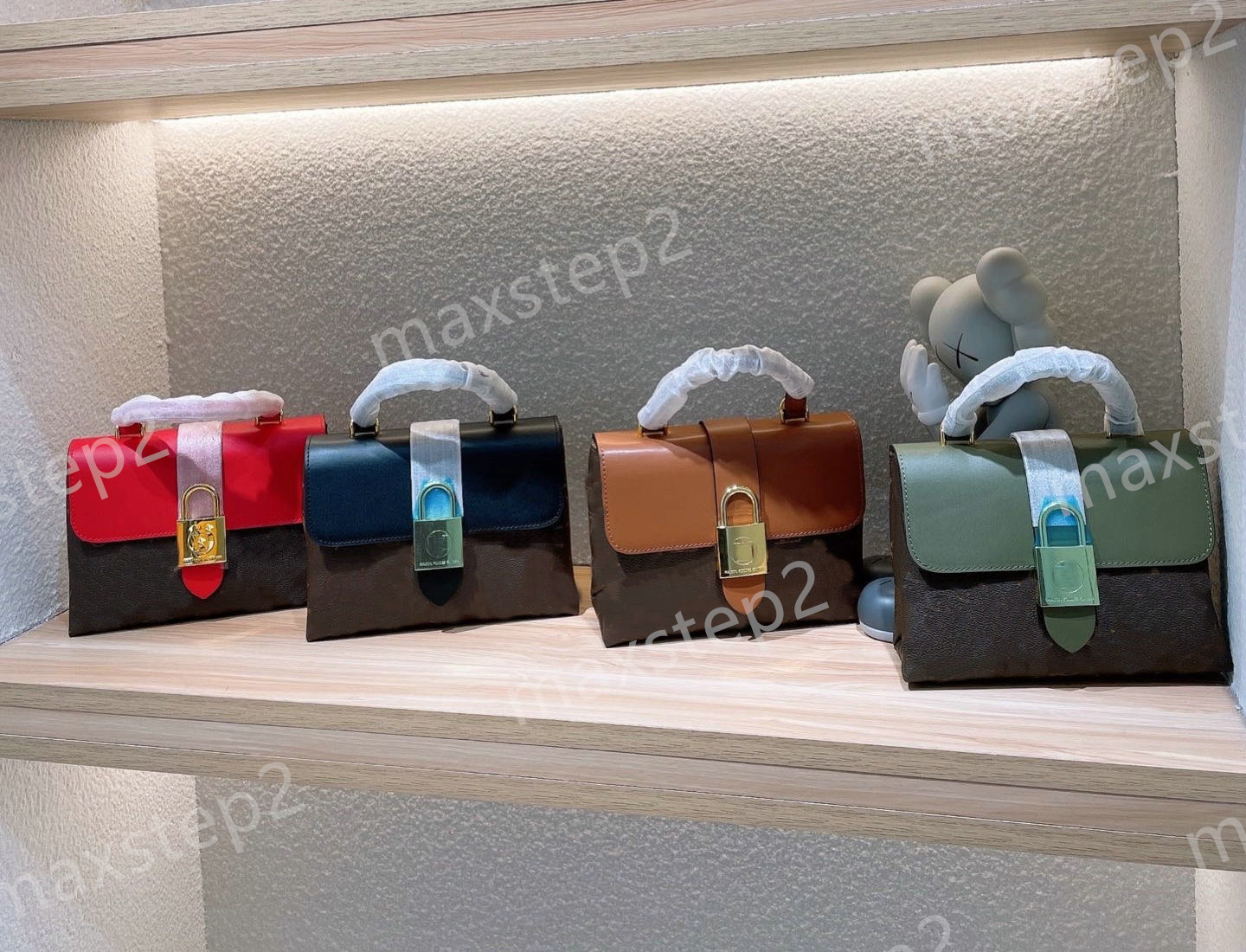 Locky BB Designers Totes High Quality Luxurys Handbags Fashion Classic Letters LockPurse Wallet Tote Crossbody Girl Shoulder Bags M44080 M44654
Locky BB Designers Totes High Quality Luxurys Handbags Fashion Classic Letters LockPurse Wallet Tote Crossbody Girl Shoulder Bags M44080 M44654