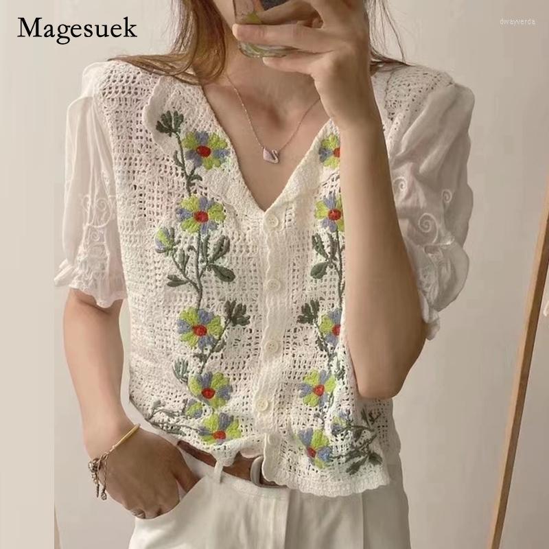 Women's Blouses & Shirts Chic V-neck Floral Embroidery Shirt Women Summer 2022 Short Sleeve Vintage Woman Blouse Cotton Linen Knit Slim Top, Apricot
Women's Blouses & Shirts Chic V-neck Floral Embroidery Shirt Women Summer 2022 Short Sleeve Vintage Woman Blouse Cotton Linen Knit Slim Top, Apricot