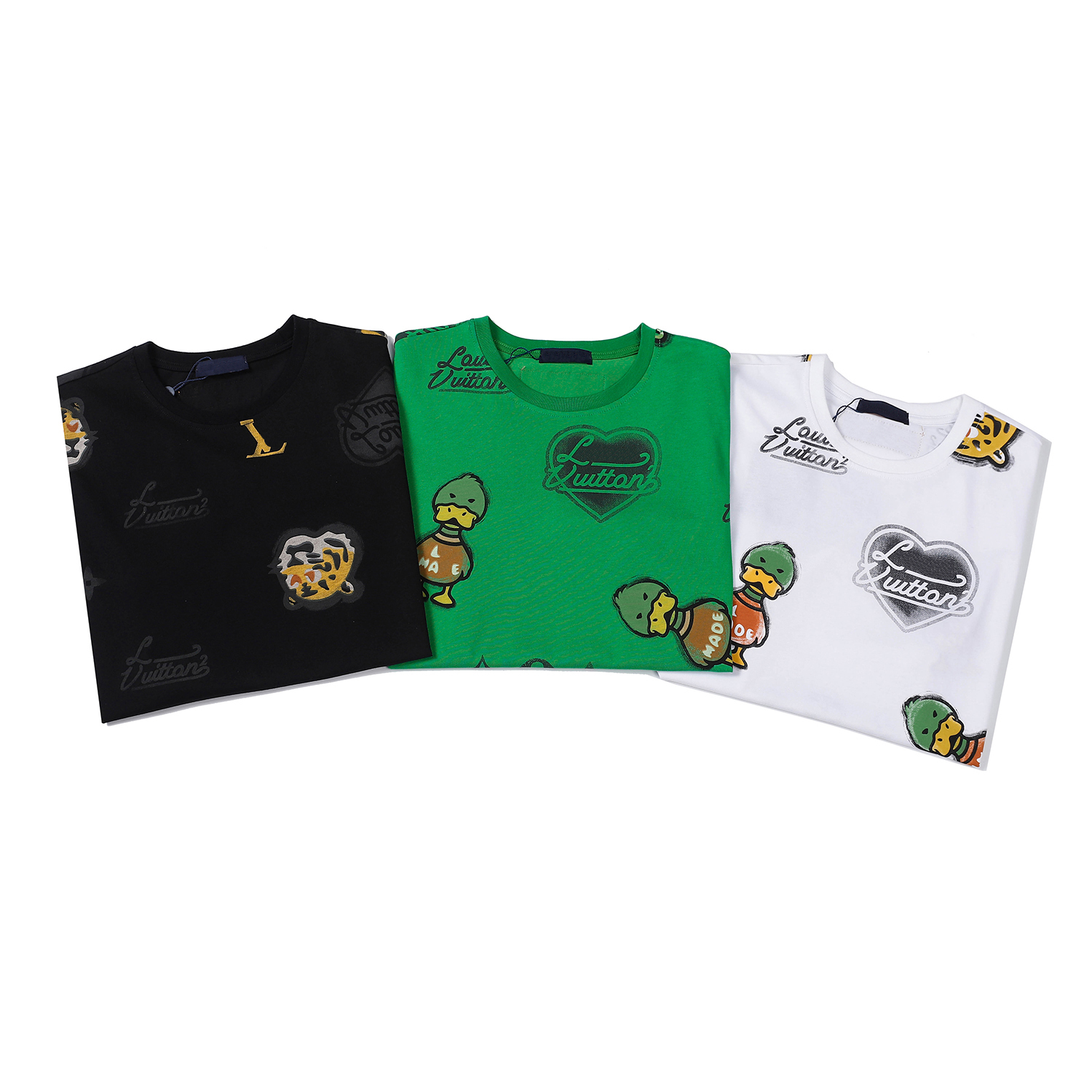 2022 Summer NEW Arrive Runway Designer T shirts High Quality Hole Men Women T-shirt Fashion Luxury brands Short Sleeve Top Tees gvc streetwear, White
2022 Summer NEW Arrive Runway Designer T shirts High Quality Hole Men Women T-shirt Fashion Luxury brands Short Sleeve Top Tees gvc streetwear, White
