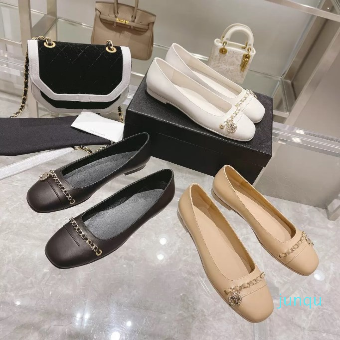 2022 Designer Women Sandals Slippers Genuine Leather Ladies Beach Sandal Party Wedding Slipper, Color 1
2022 Designer Women Sandals Slippers Genuine Leather Ladies Beach Sandal Party Wedding Slipper, Color 1