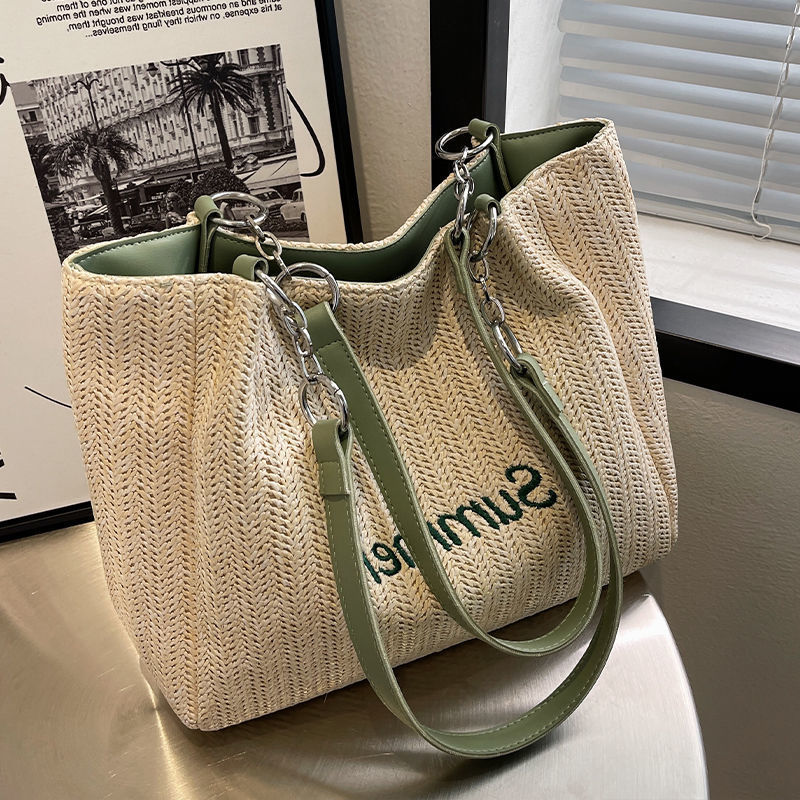 Summer Large Capacity Bag Women's Leather New Dign Woven Style Shoulder Tote Designer Fashion Casual Handbags