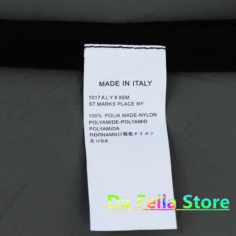 Belts MEDIUM A L Y X ROLLERCOASTER BELT 2022 Men Women 1to 1 High Quality 1017 9SM Adjustable Webbing Detail ITALY Label, Black
Belts MEDIUM A L Y X ROLLERCOASTER BELT 2022 Men Women 1to 1 High Quality 1017 9SM Adjustable Webbing Detail ITALY Label, Black