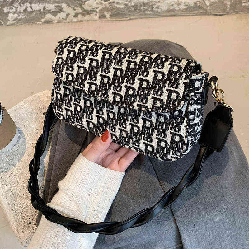 Highest Quality 2022 Designer Bags small bag women's single shoulder Womens Genuine Leather Shoulder Crossbody Handbags Top 55% OFF, Black
Highest Quality 2022 Designer Bags small bag women's single shoulder Womens Genuine Leather Shoulder Crossbody Handbags Top 55% OFF, Black