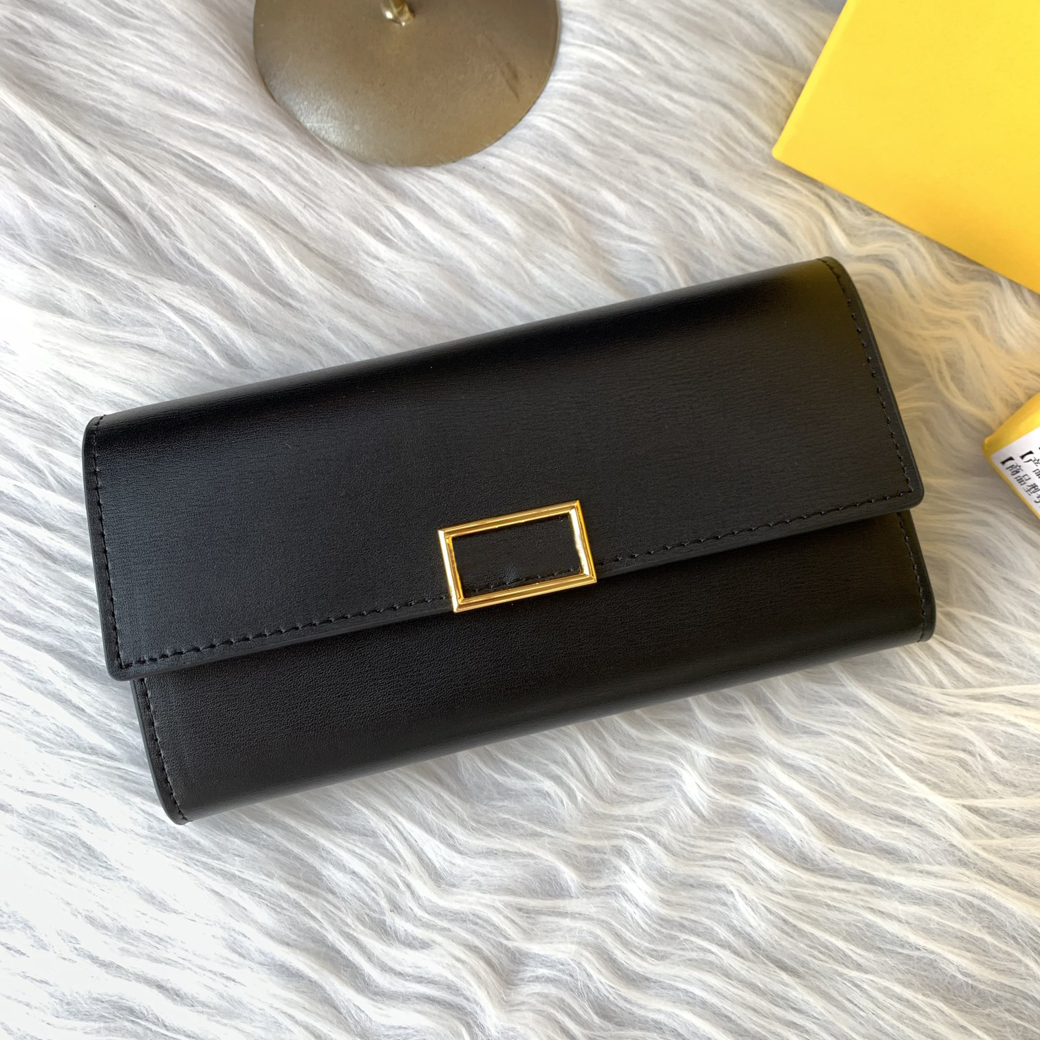 Luxurys Bag Designer Women Wallets Crossbody Fashion Ladies Long Clutch Wallet Handbags Leather Coin Purese Chain Shoulder Bags Interior Zipper Pocket Card Holder, Black with chain
Luxurys Bag Designer Women Wallets Crossbody Fashion Ladies Long Clutch Wallet Handbags Leather Coin Purese Chain Shoulder Bags Interior Zipper Pocket Card Holder, Black with chain