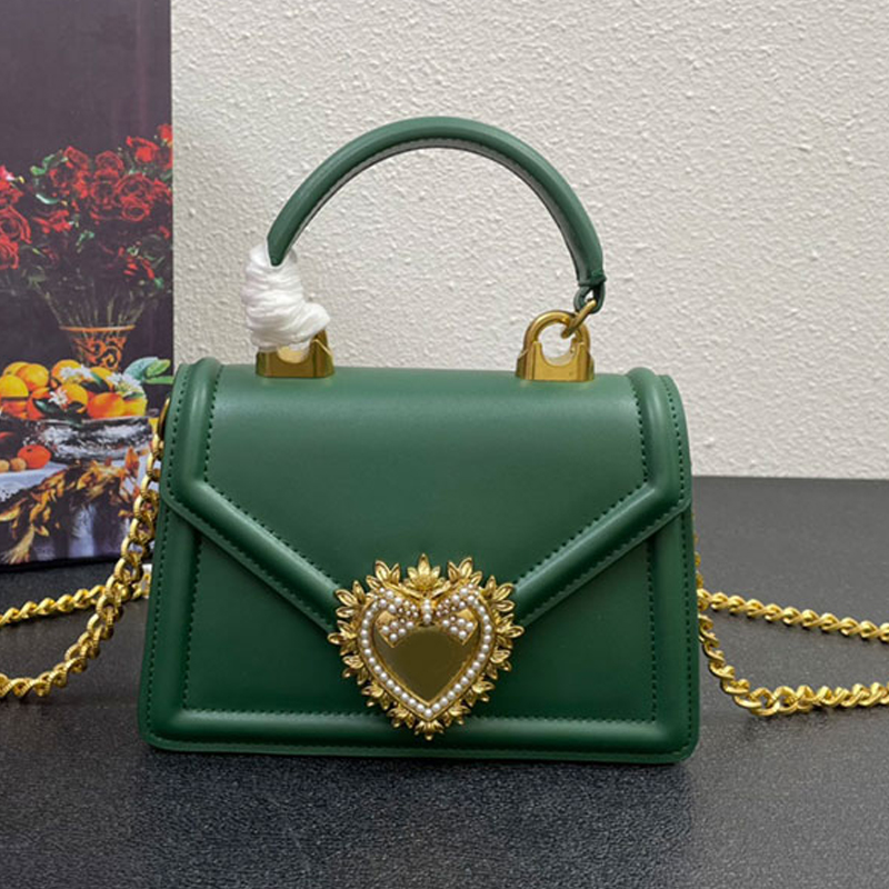 High Quality Tote Bag Cross Body Bags Women Chain Shoulder Handbag Purse Cowhide Material Metal Hardware Flap Hasp Classic Clutch Wallet Cell Phone Pocket, Red
High Quality Tote Bag Cross Body Bags Women Chain Shoulder Handbag Purse Cowhide Material Metal Hardware Flap Hasp Classic Clutch Wallet Cell Phone Pocket, Red