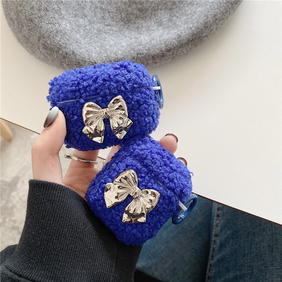 Luxurys Designers airpods pro 2 3 Headset Accessories case suitable for airpodspro earphones bag high quality blue flowers earplug bags
Luxurys Designers airpods pro 2 3 Headset Accessories case suitable for airpodspro earphones bag high quality blue flowers earplug bags