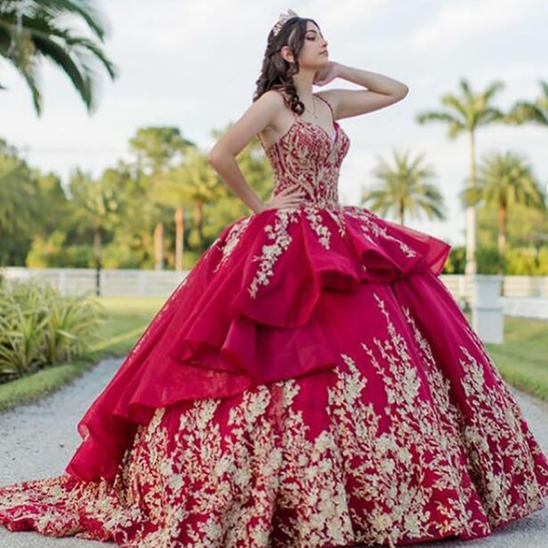 Red Charro Quinceanera Dresses 2022 Princess Spaghetti Strap Gold Applique Lace Sweet 16 Party Dress Vintage Vestido De 15 Anos Robe Bal Medieval Grad