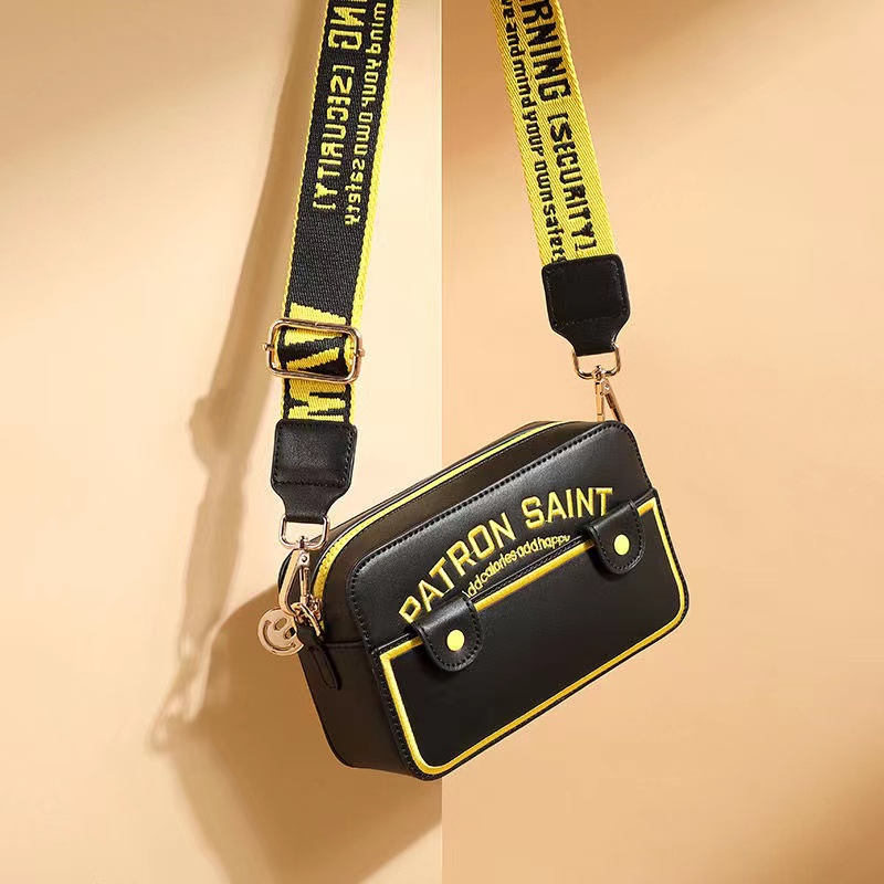 Spring summer 2022 New handbag bag fashionable ins broadband messenger bags women's bag small square one shoulder Camera Bag Fashion, Black
Spring summer 2022 New handbag bag fashionable ins broadband messenger bags women's bag small square one shoulder Camera Bag Fashion, Black